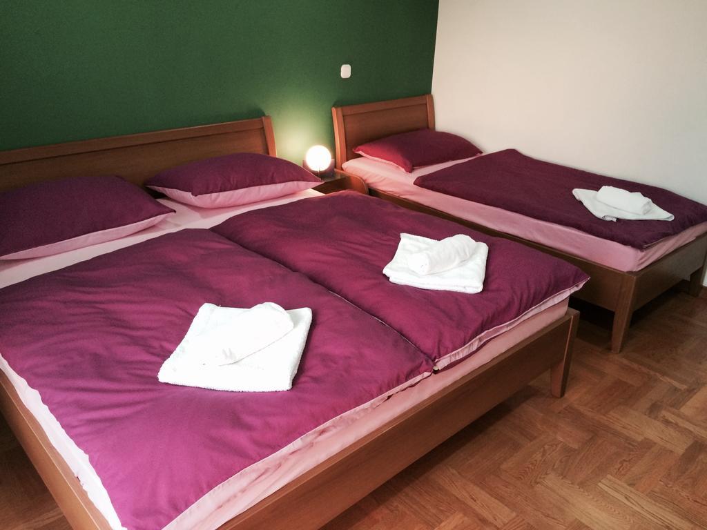 Guest House Seperic Jastrebarsko Exterior photo